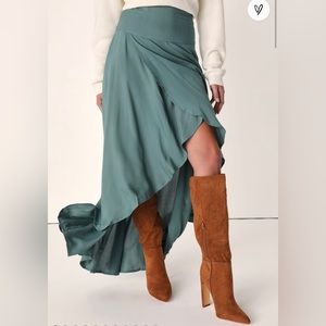 Lulus high low skirt